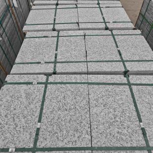 承德芝麻白大花地铺