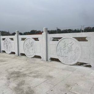 承德芝麻白河道栏杆 石材栏杆