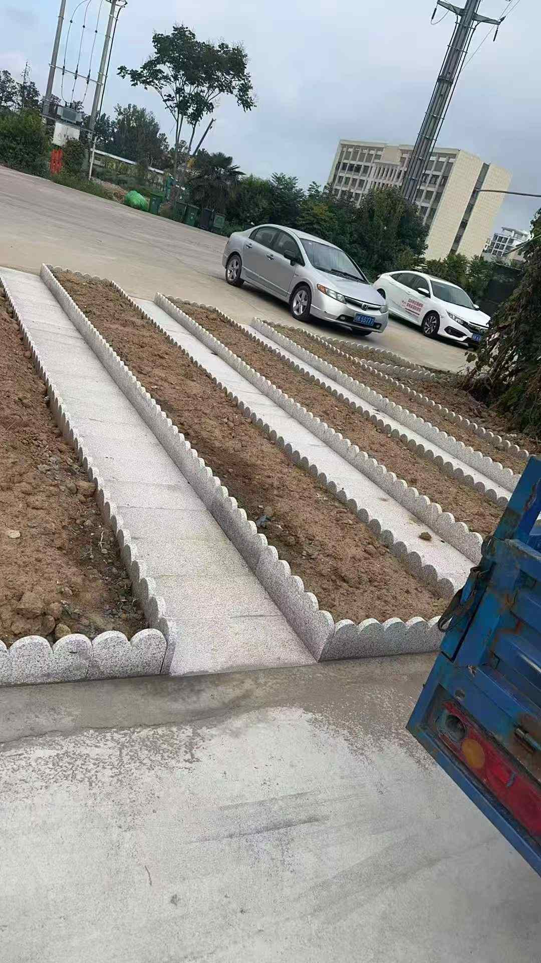 承德芝麻白花边石