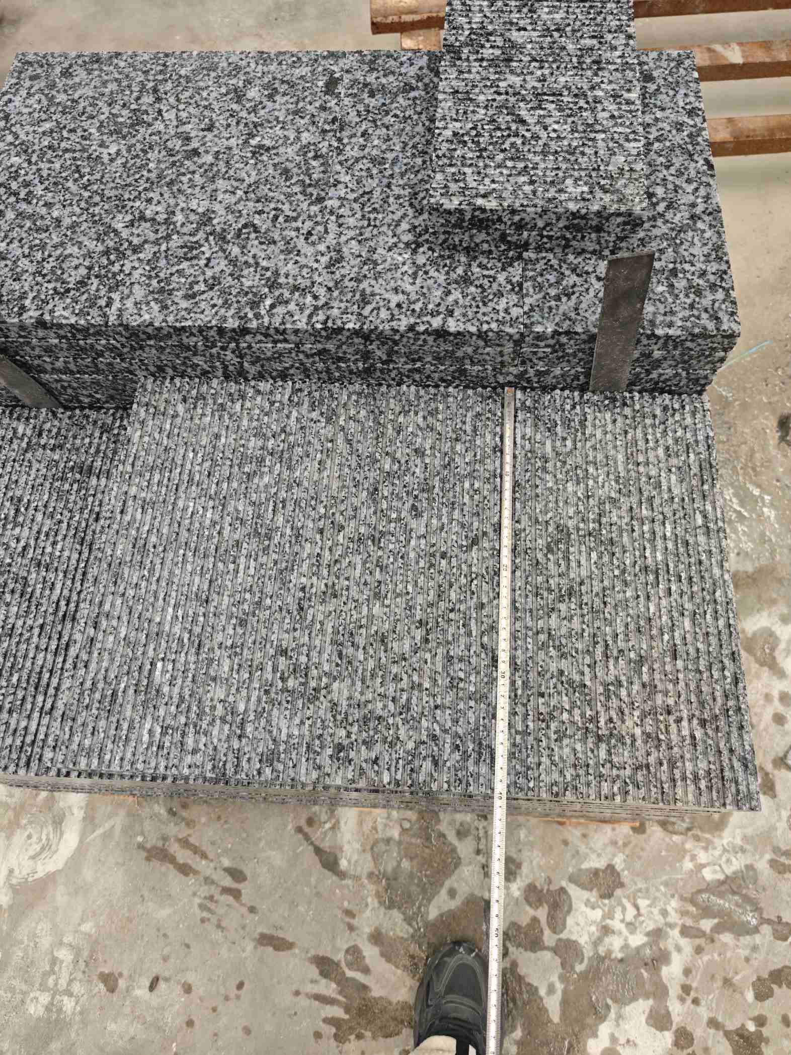 承德芝麻黑拉丝面