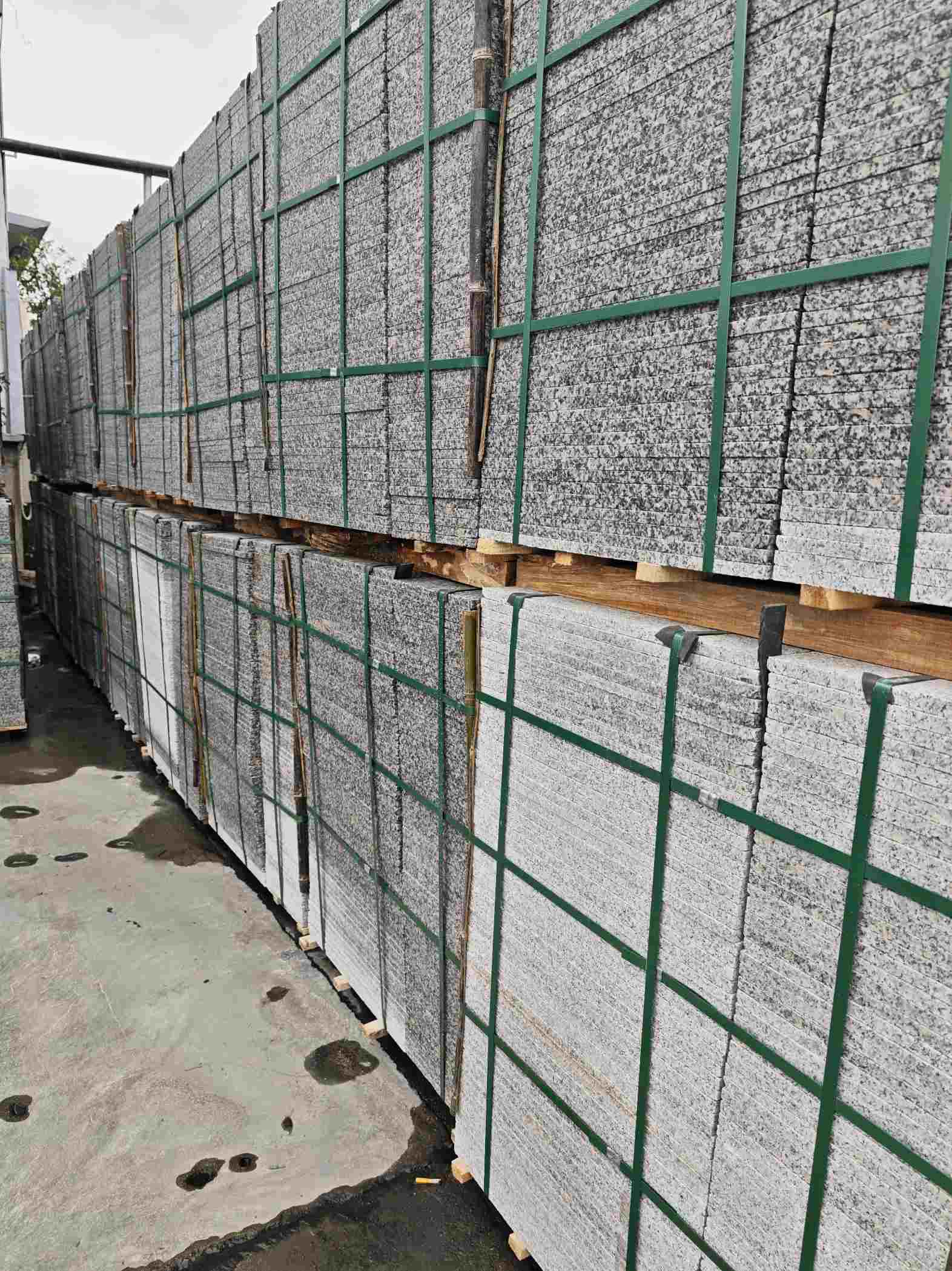 承德芙蓉白地铺石，石材地铺石